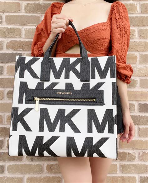 michael kors kenly